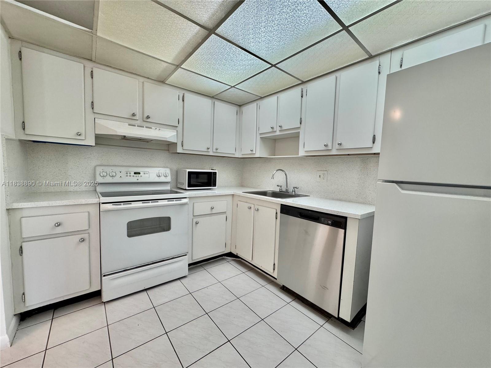 1300 NE Miami Gardens Dr 219E