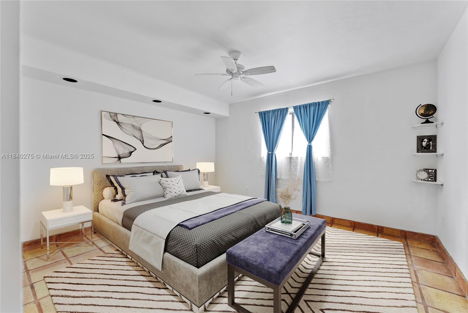 2924 Day Ave N211