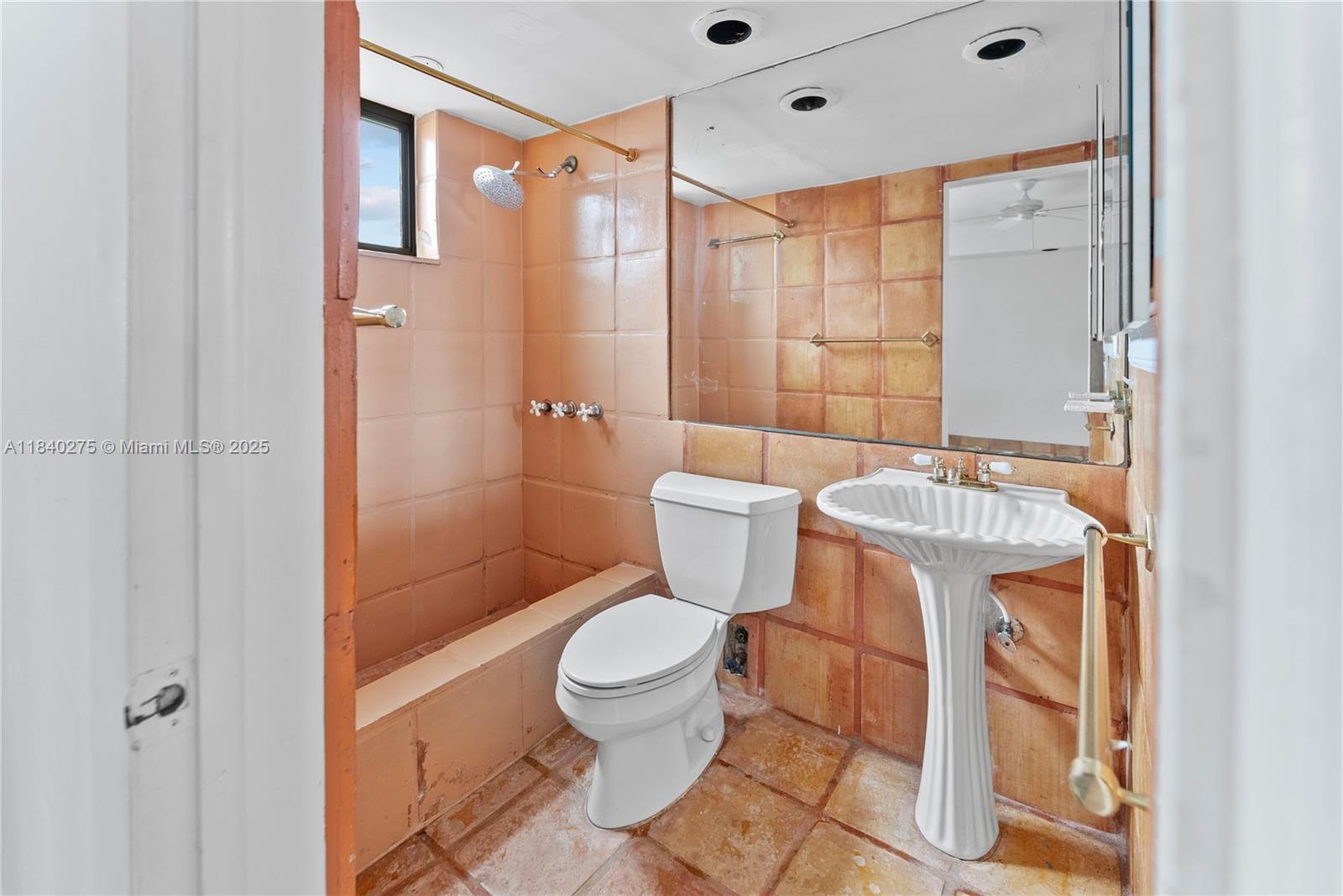 COURTYARDS OF THE GROVE C - Residential