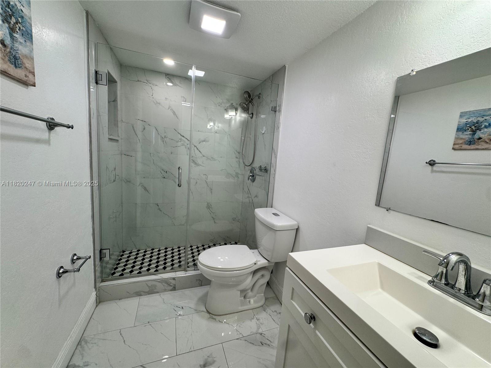 SUMMIT CHASE CONDO - Residential Lease