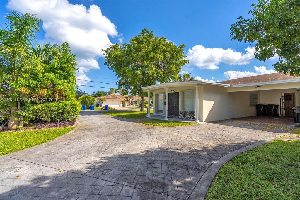 Photo of 4700 NE 21st Ave #4700, Fort Lauderdale, FL 33308 (MLS # A11954125)