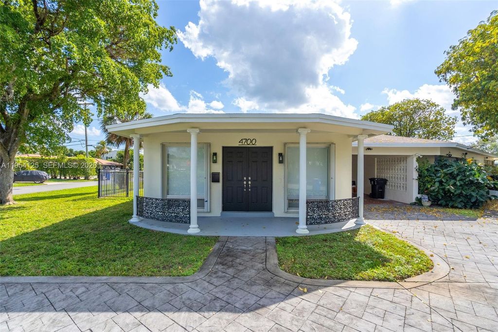 Photo of 4700 NE 21st Ave #4700, Fort Lauderdale, FL 33308 (MLS # A11954125)