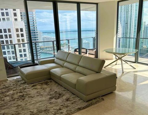 68 SE 6th St 2801 Miami FL 33131