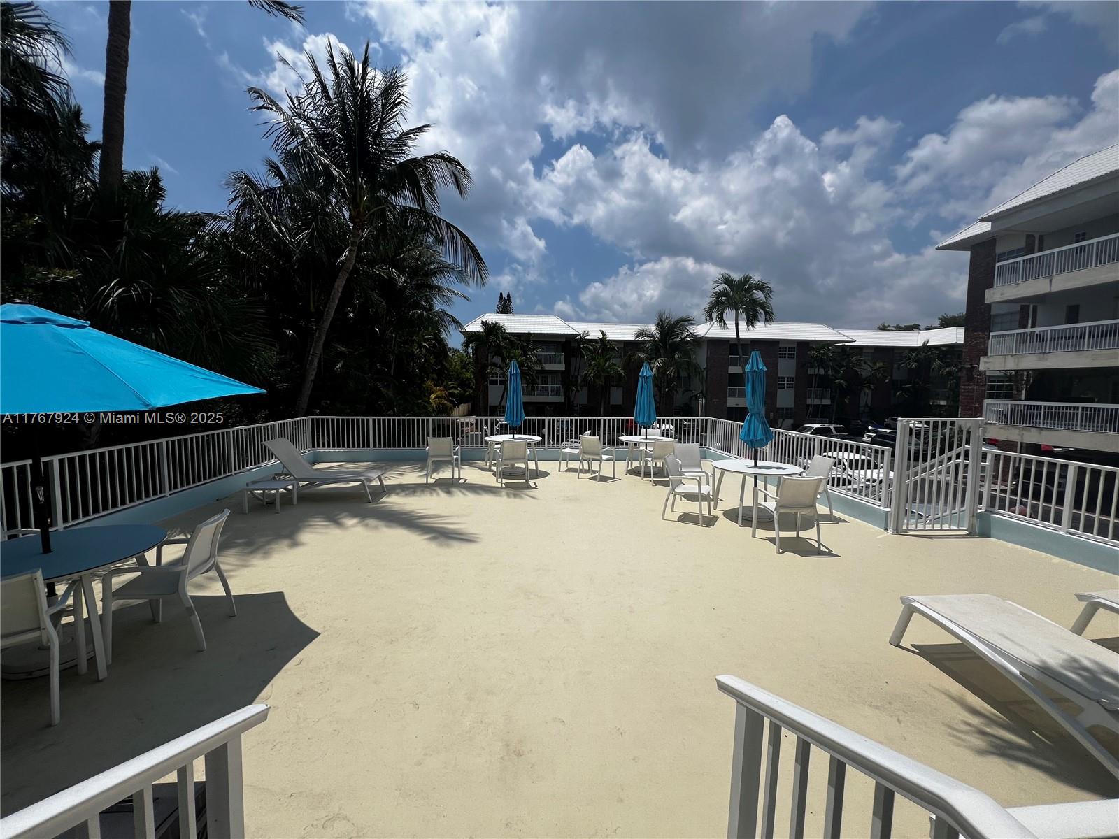 VILLAGE AT HARBOR BEACH C - Residential