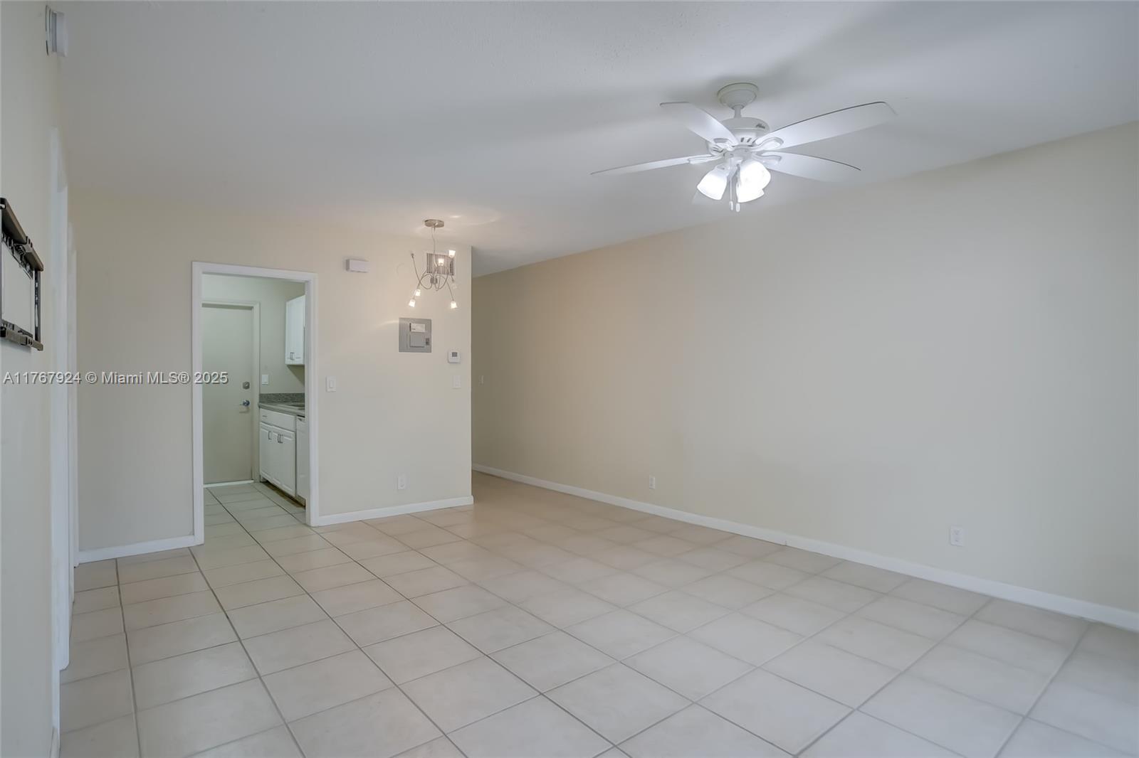 2424 SE 17th St B215