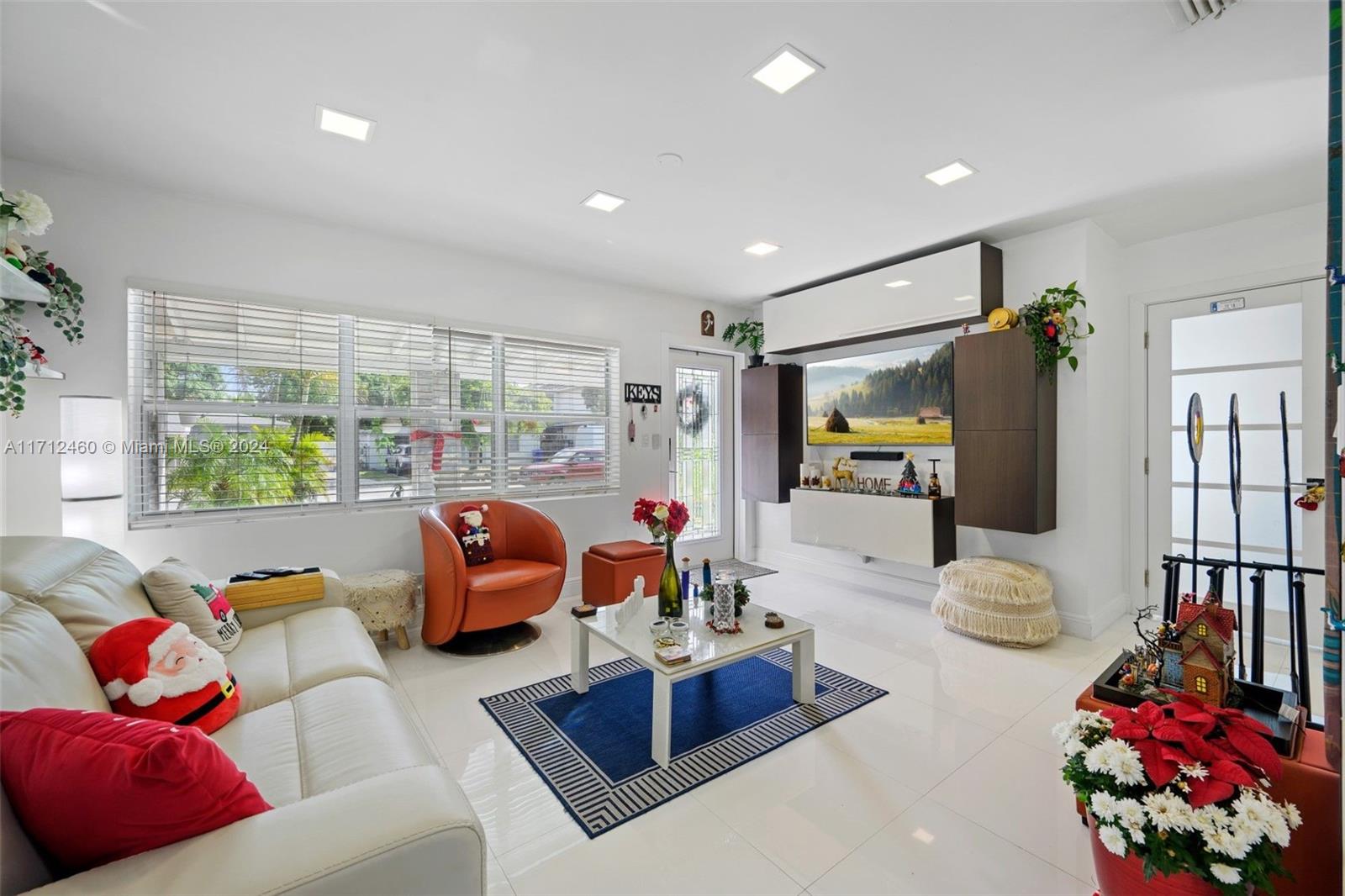 1223 NW 2nd Ave