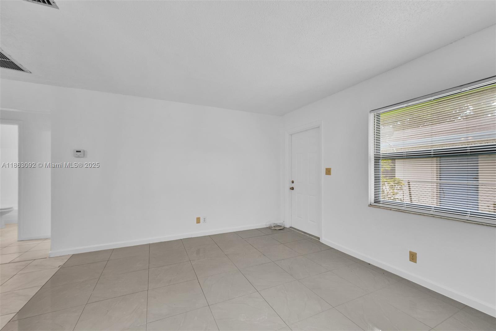 FT LAUDERDALE ESTATES - Residential Lease