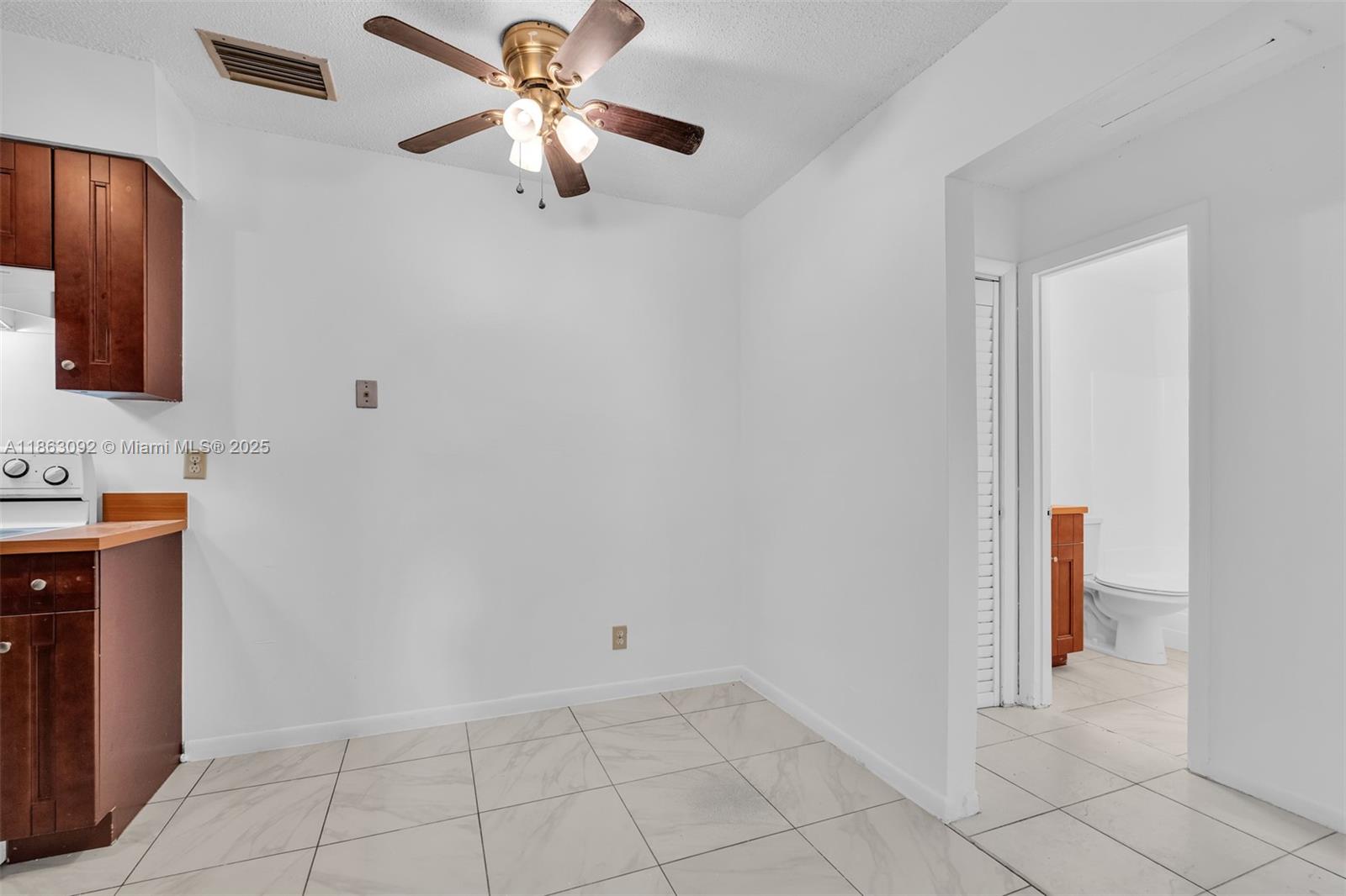 FT LAUDERDALE ESTATES - Residential Lease