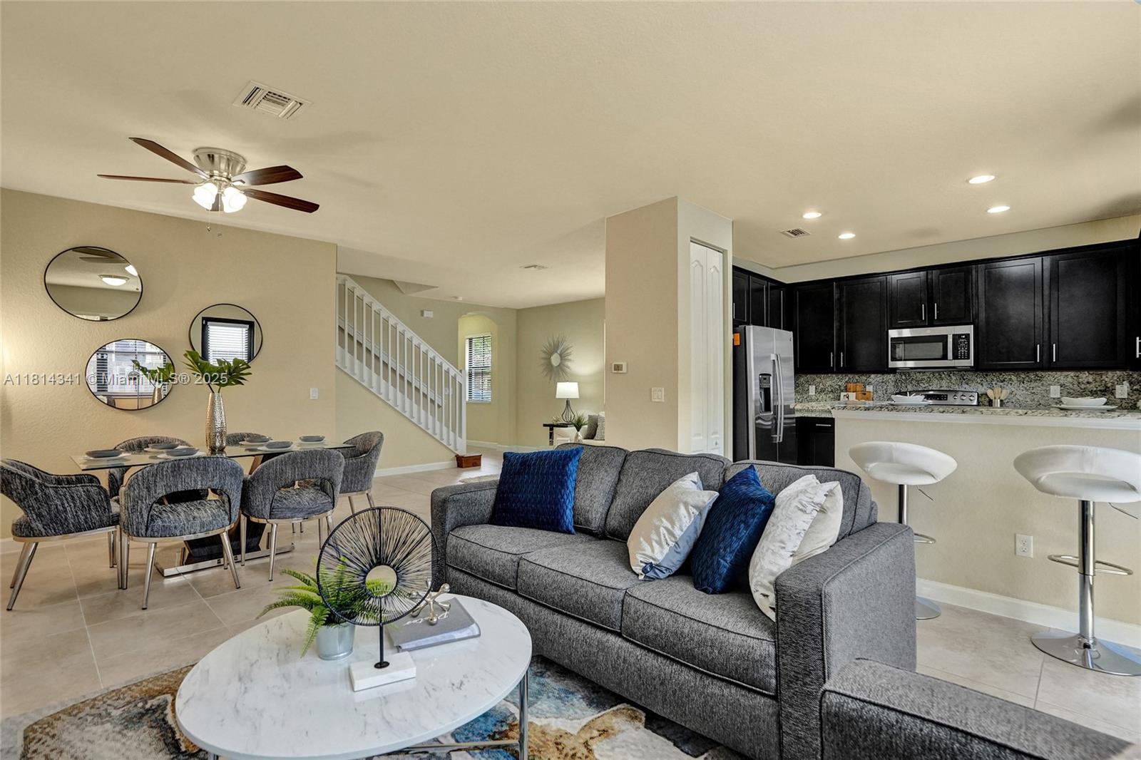 DEBUYS PLAT - Residential Lease