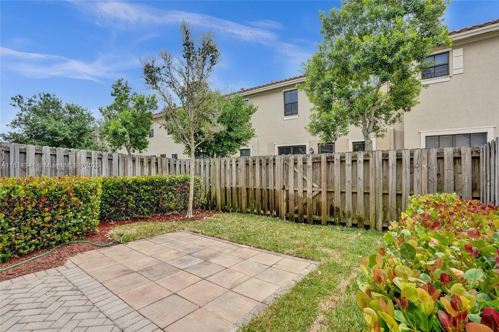 DEBUYS PLAT - Residential Lease