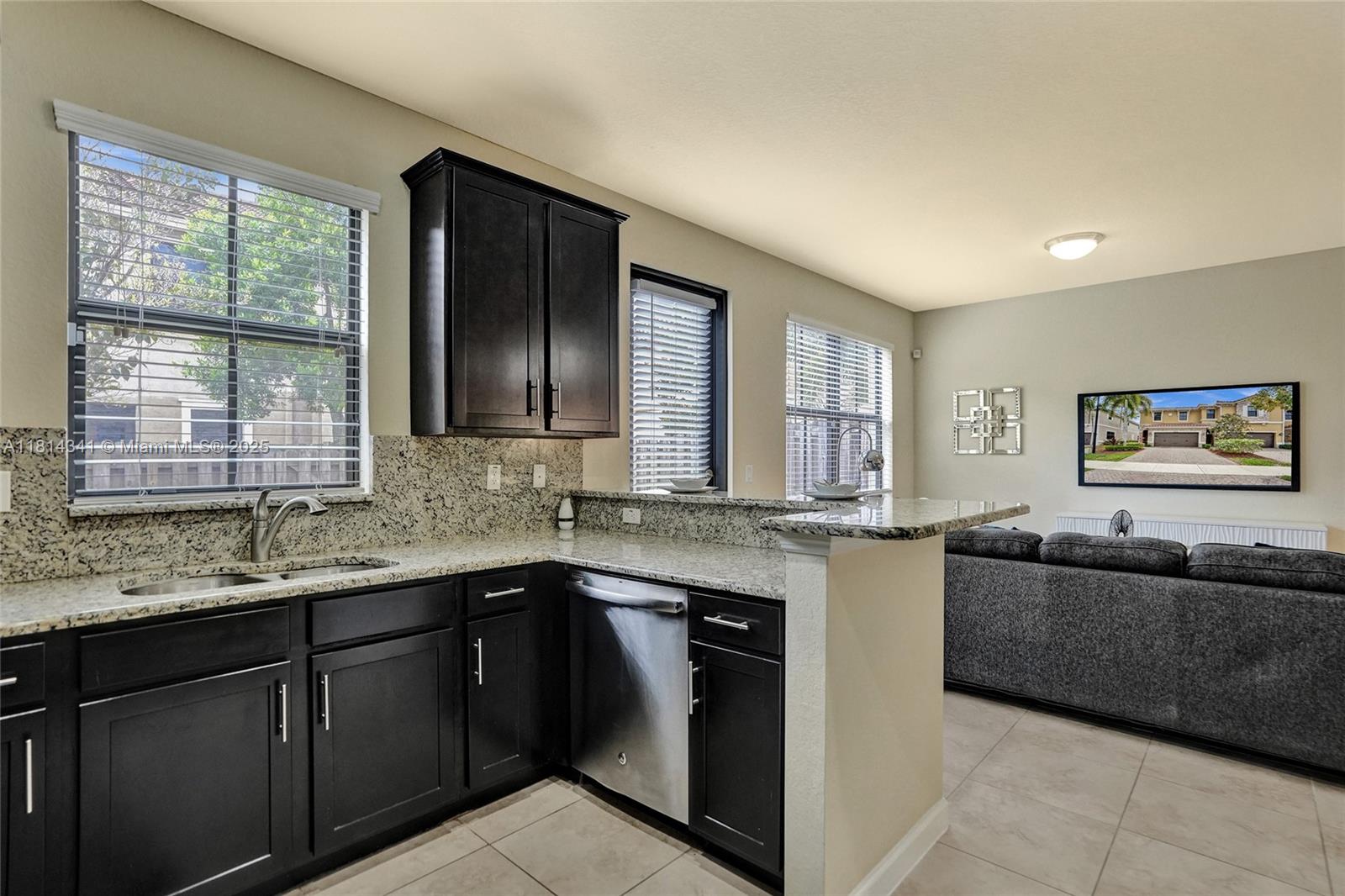 DEBUYS PLAT - Residential Lease