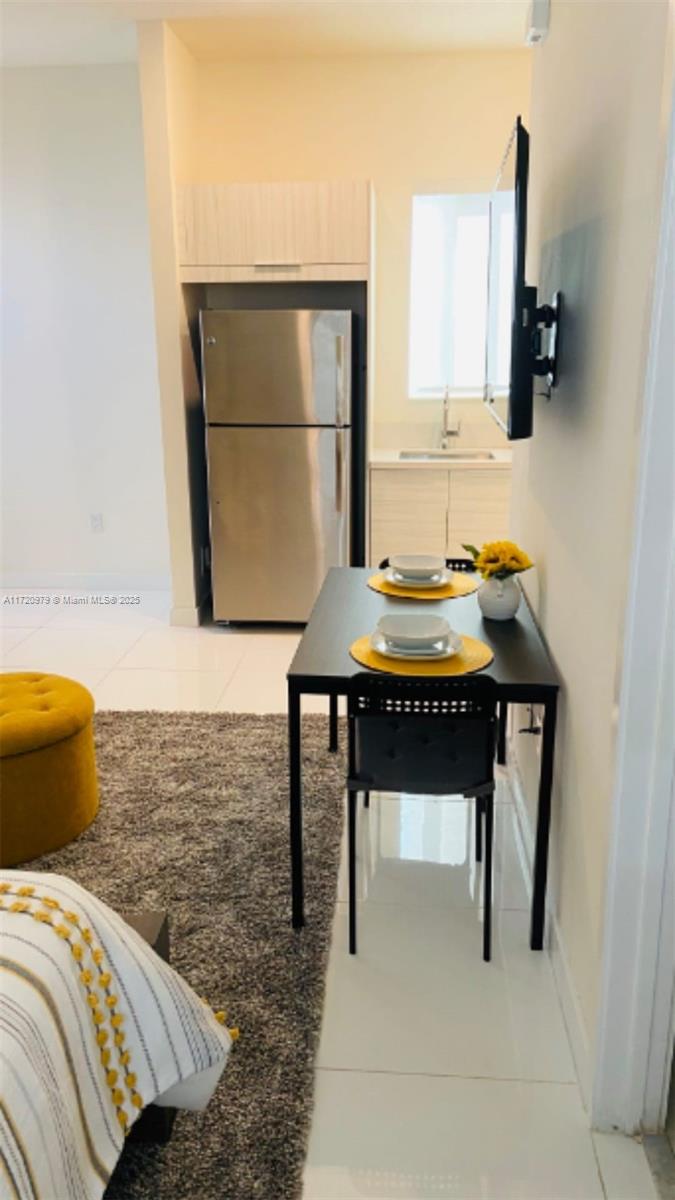 LANDMARK AT DORAL CENTRAL - Residential Lease