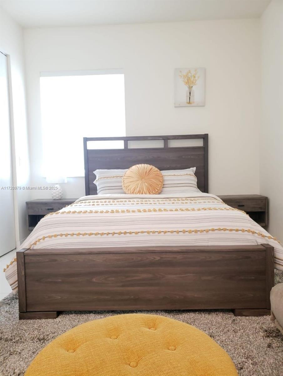 LANDMARK AT DORAL CENTRAL - Residential Lease