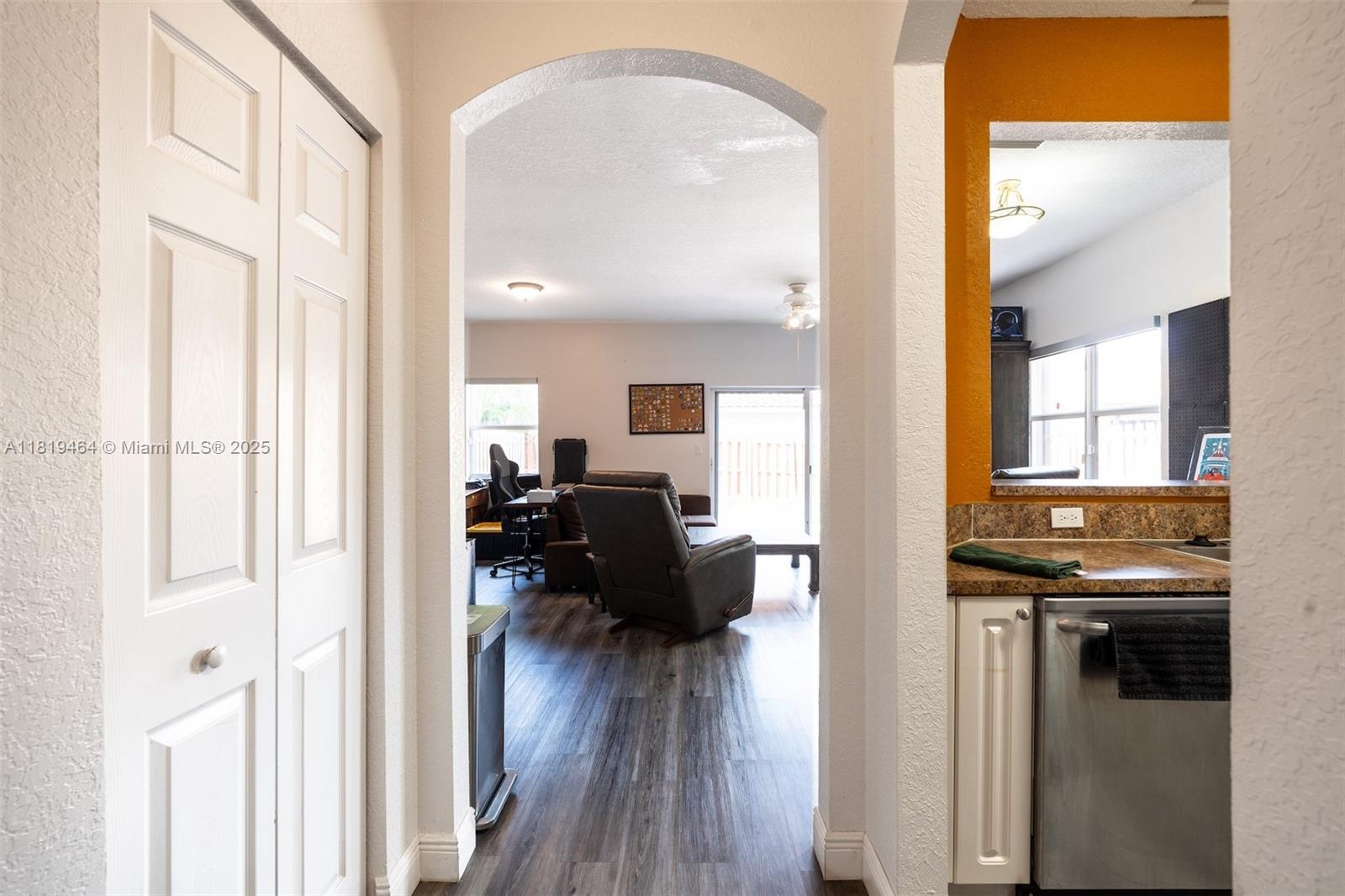 search properties 3 5000 SW 136th Ave