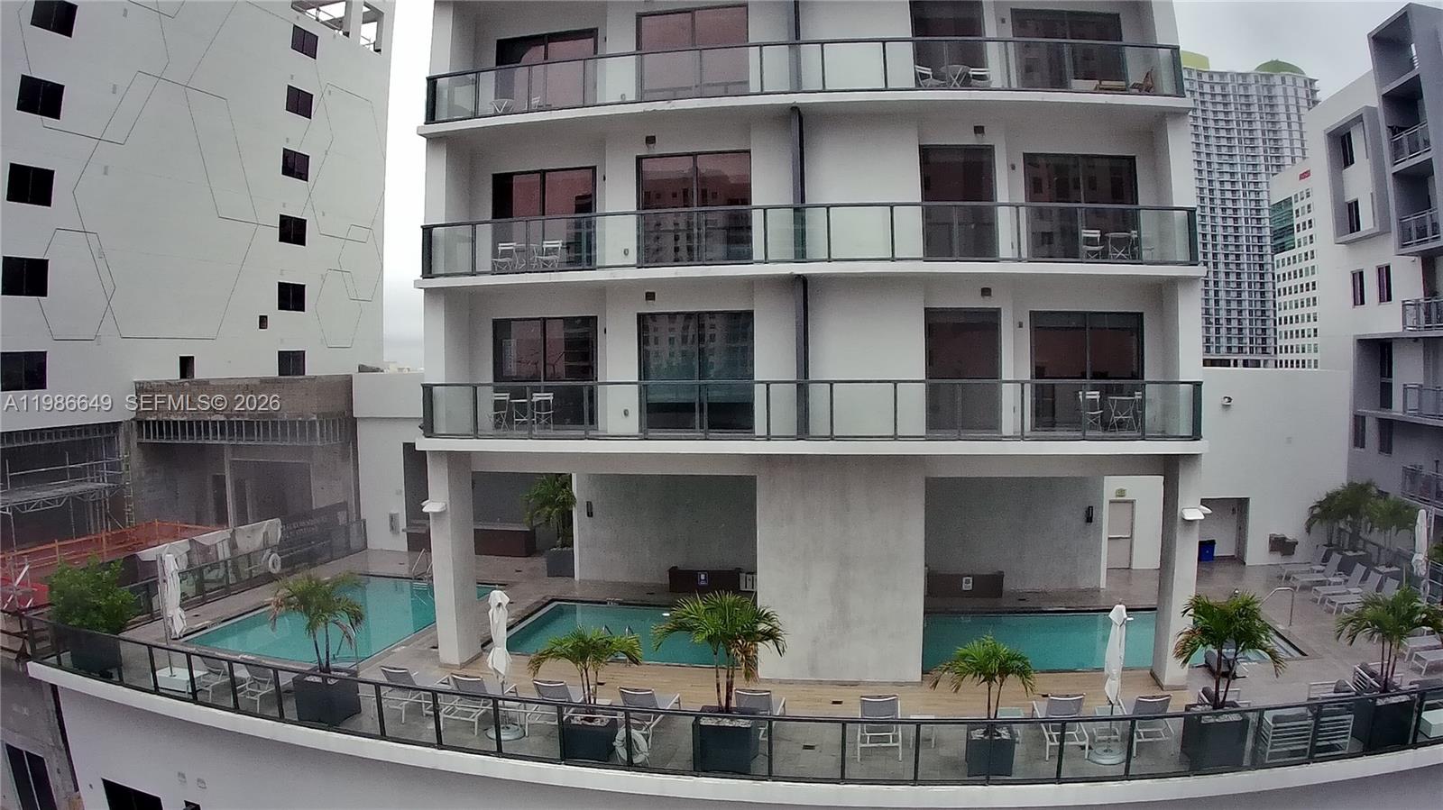 SMART BRICKELL LODGING 1 - Residential