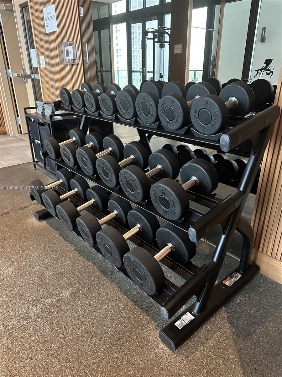 SMART BRICKELL LODGING 1 - Residential