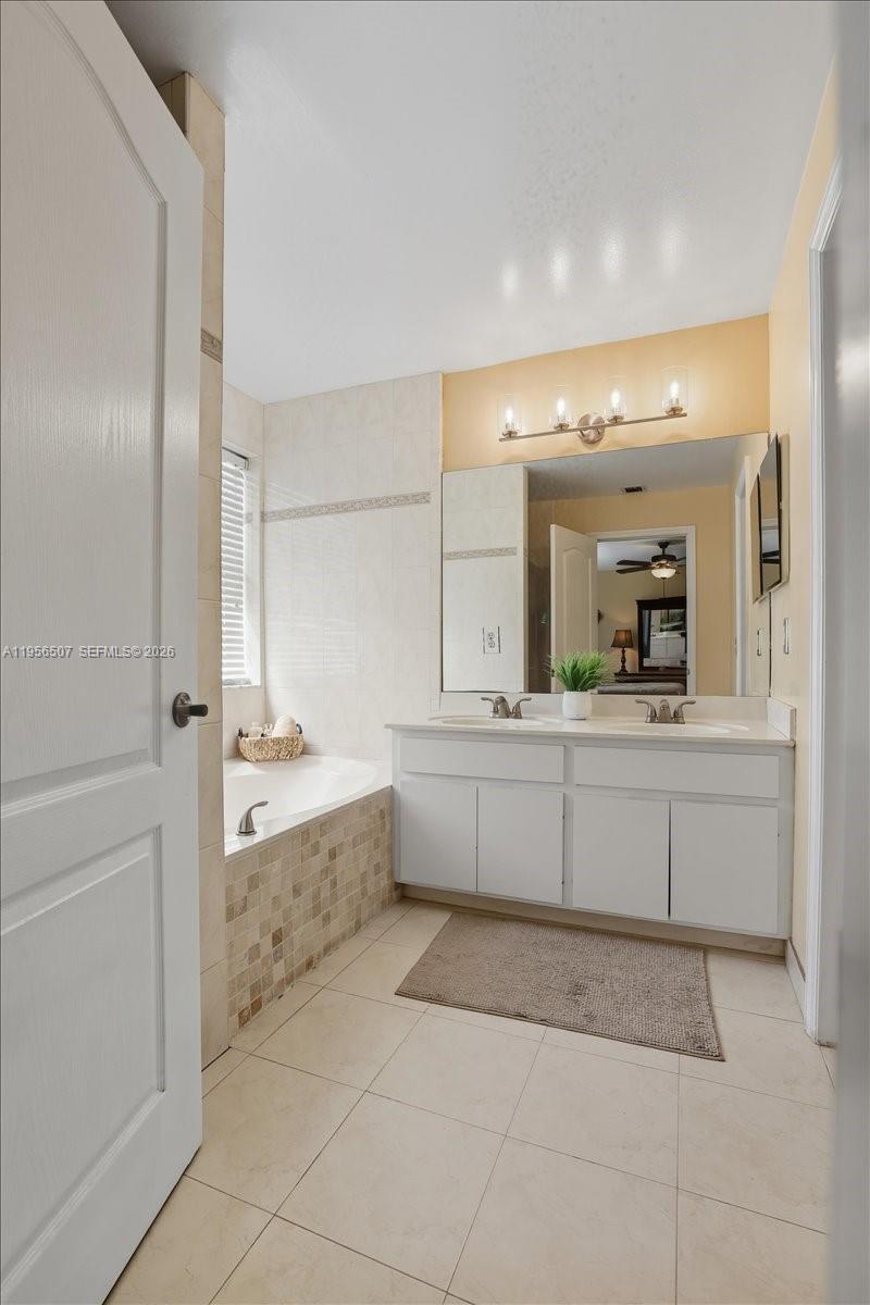 The Homes @ Forest Lake - Residential