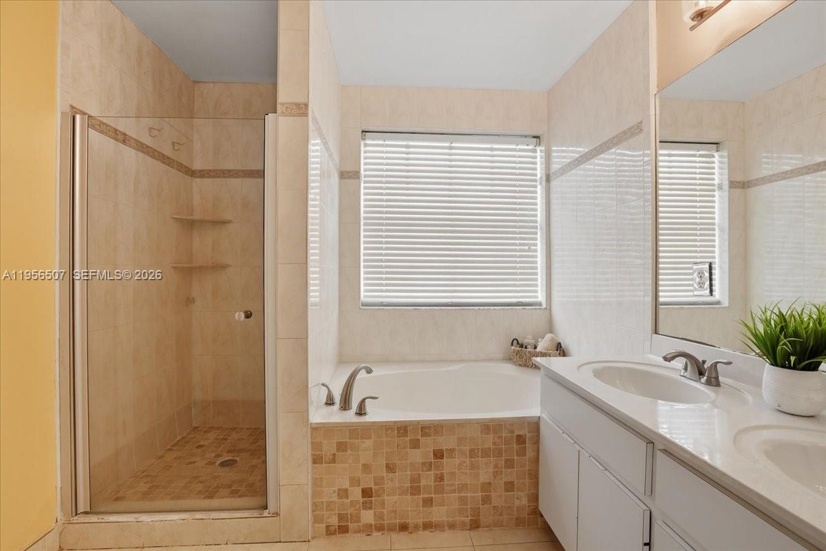 The Homes @ Forest Lake - Residential