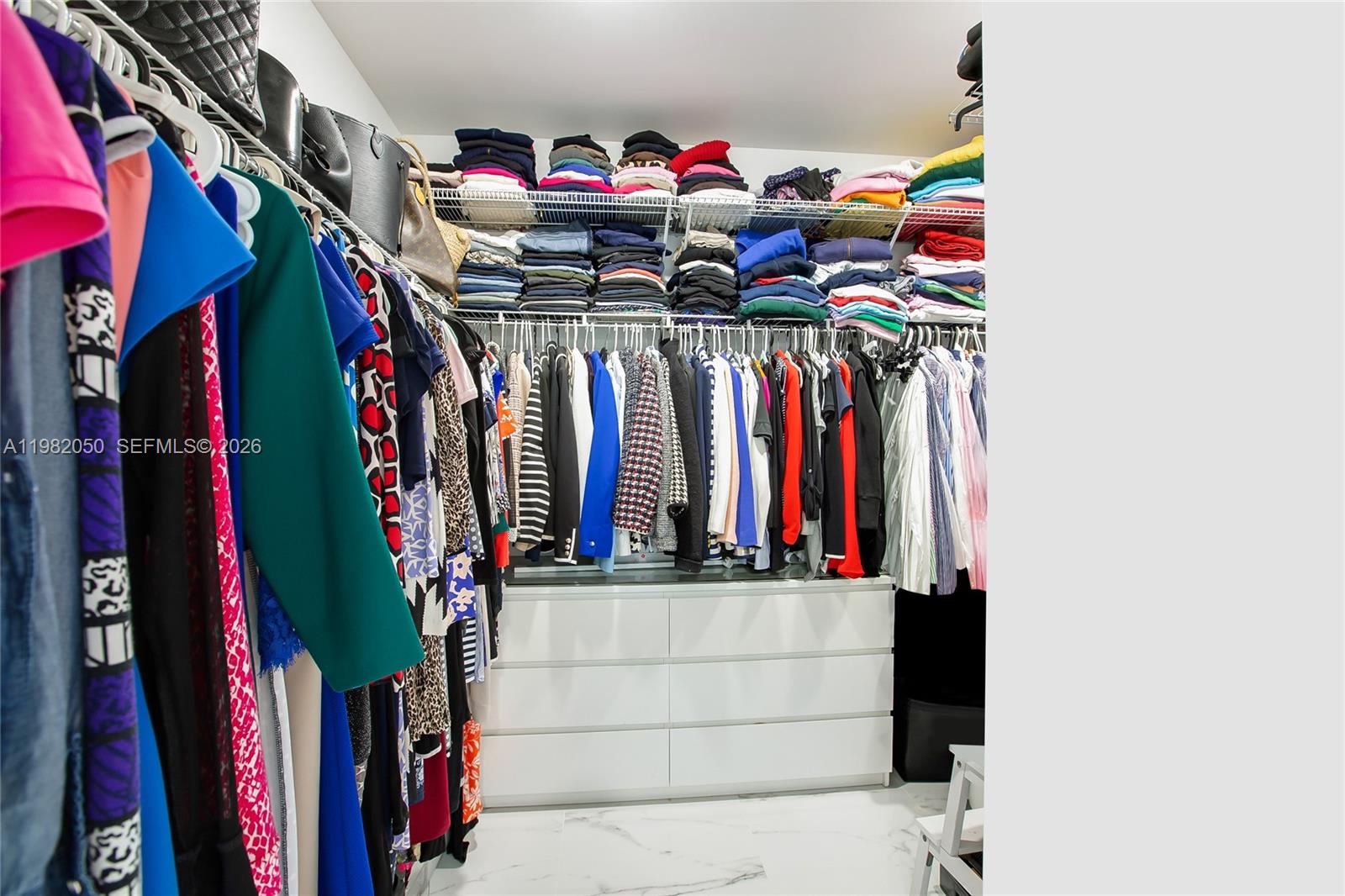 BRICKELL ON THE RIVER S T - Residential Lease