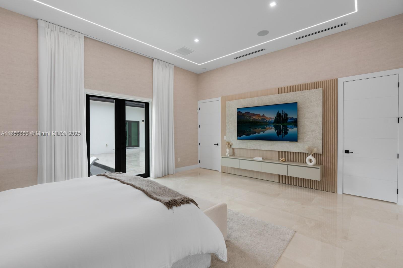 SWEETWATER ESTS SUB - Residential