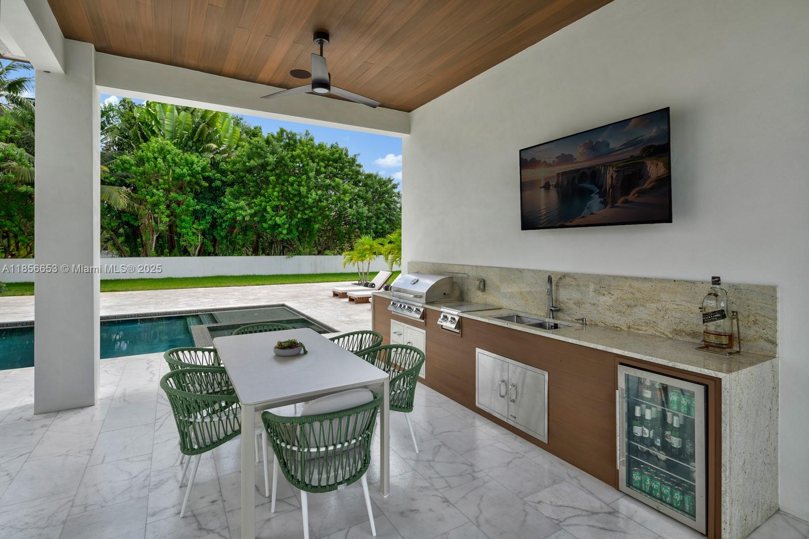 SWEETWATER ESTS SUB - Residential