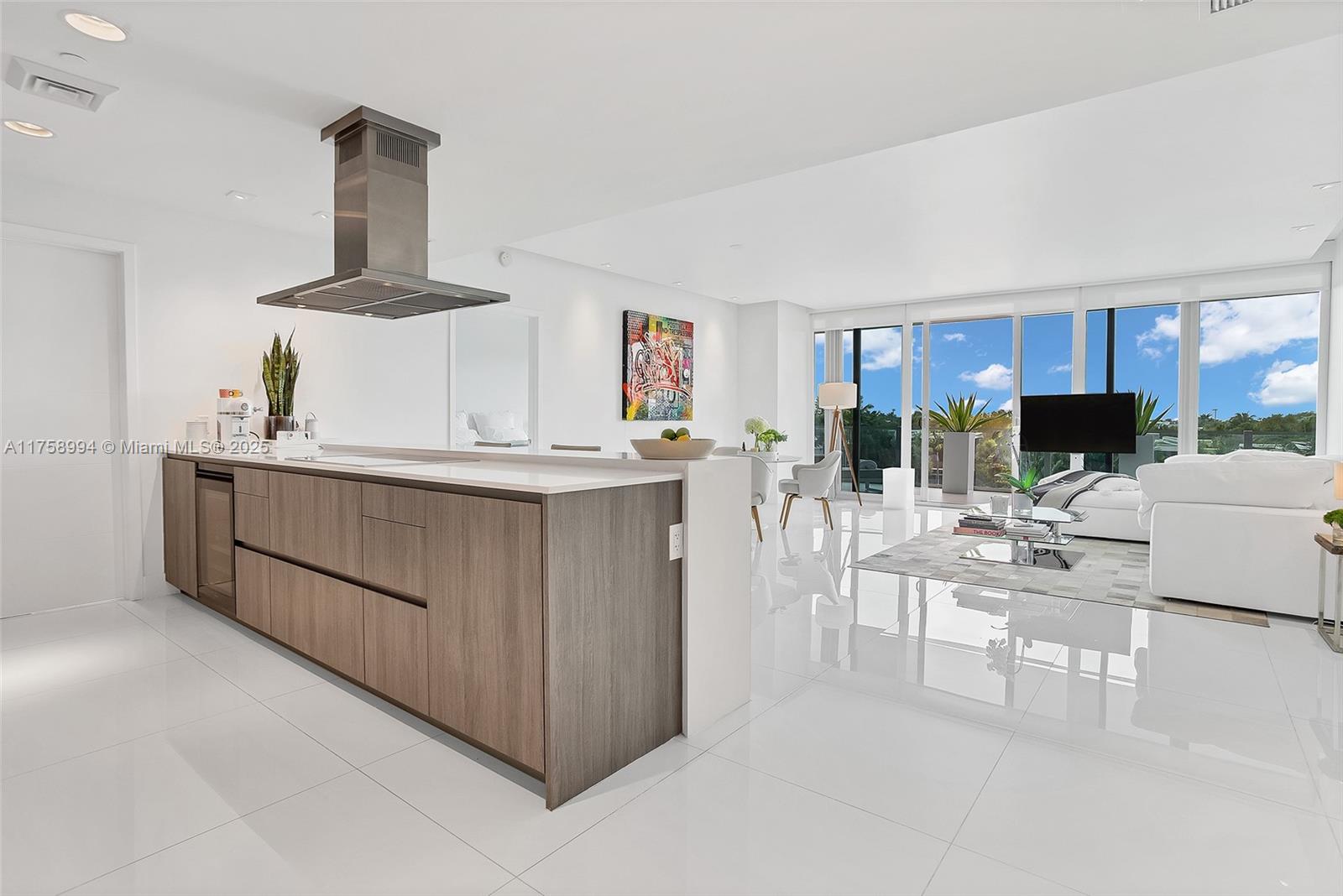 350 Ocean Dr 405N