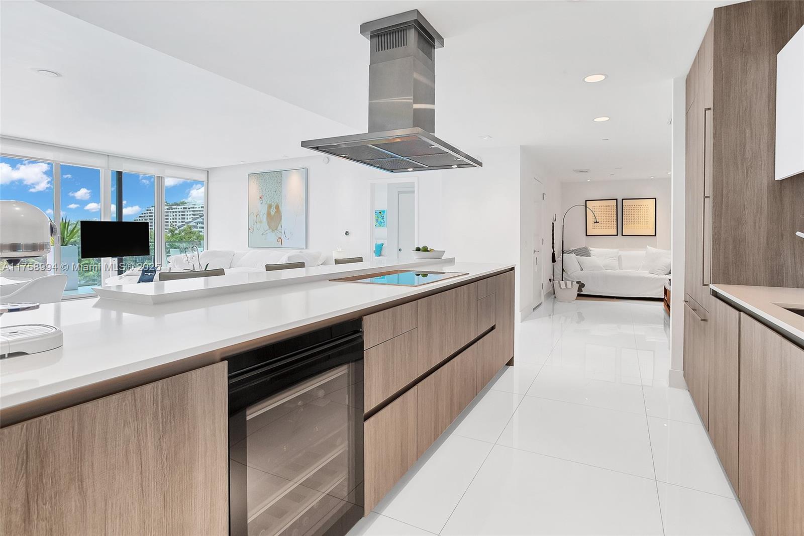 OCEANA KEY BISCAYNE CONDO - Residential