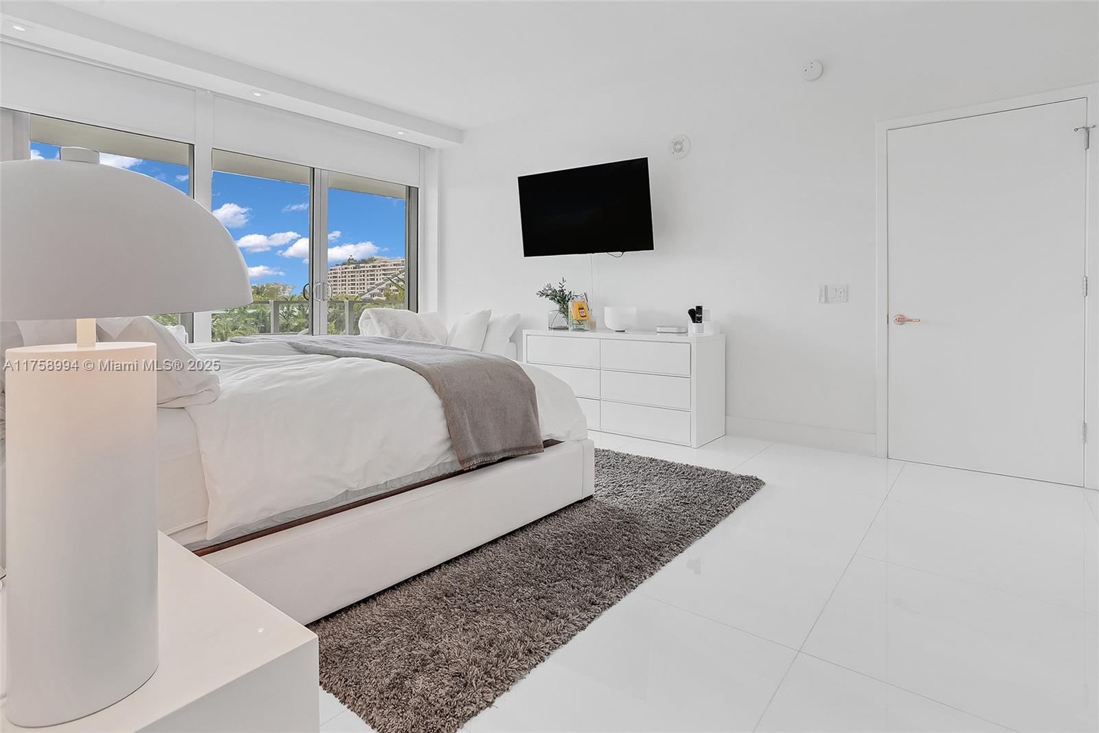 OCEANA KEY BISCAYNE CONDO - Residential