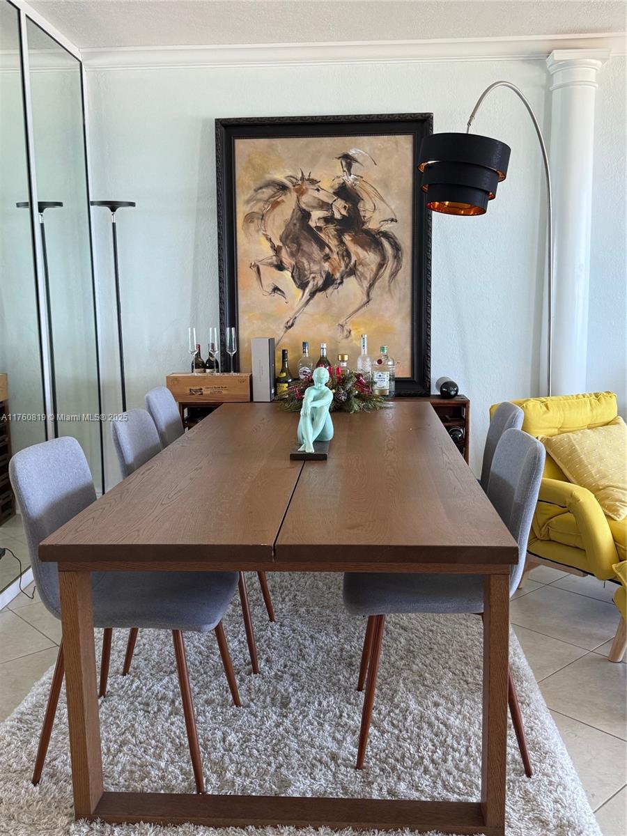 WILTSHIRE HOUSE - Residential Lease