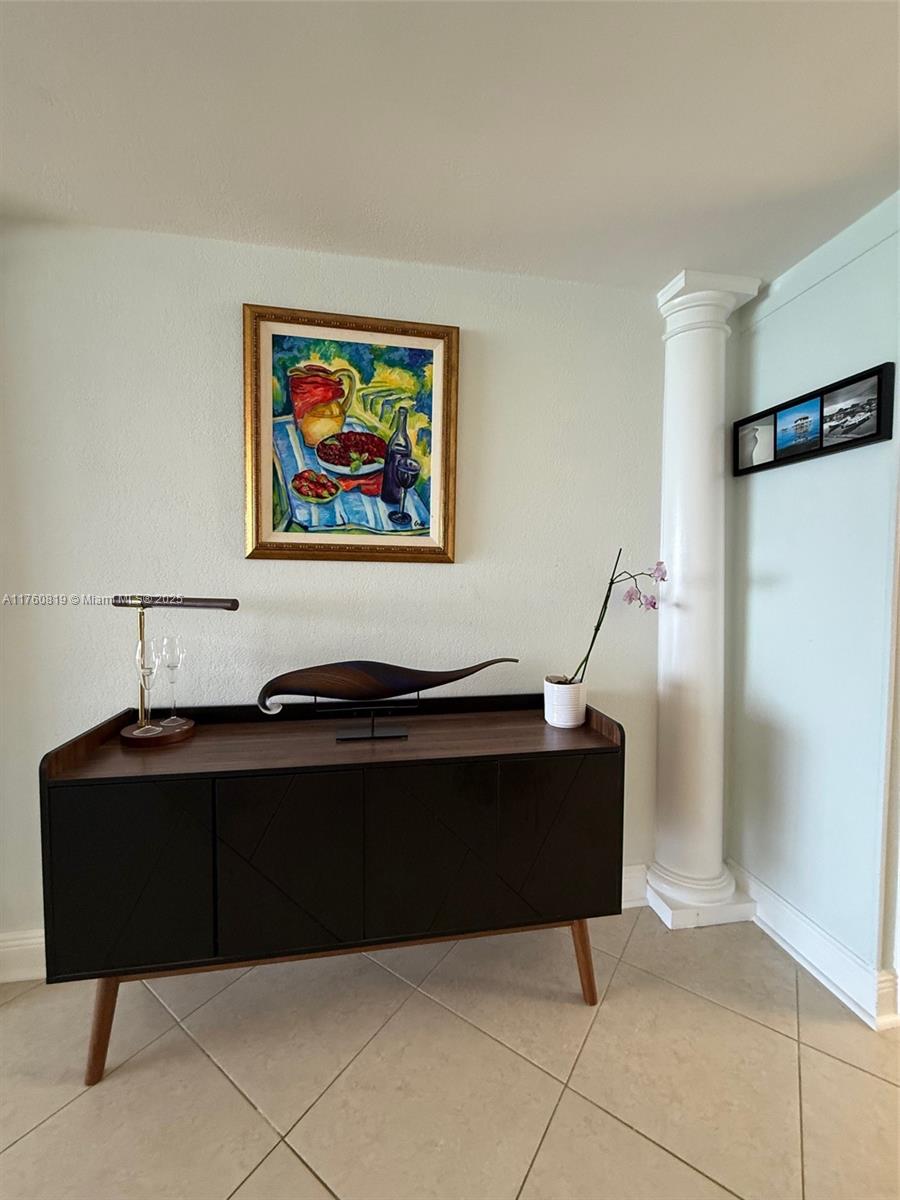 WILTSHIRE HOUSE - Residential Lease