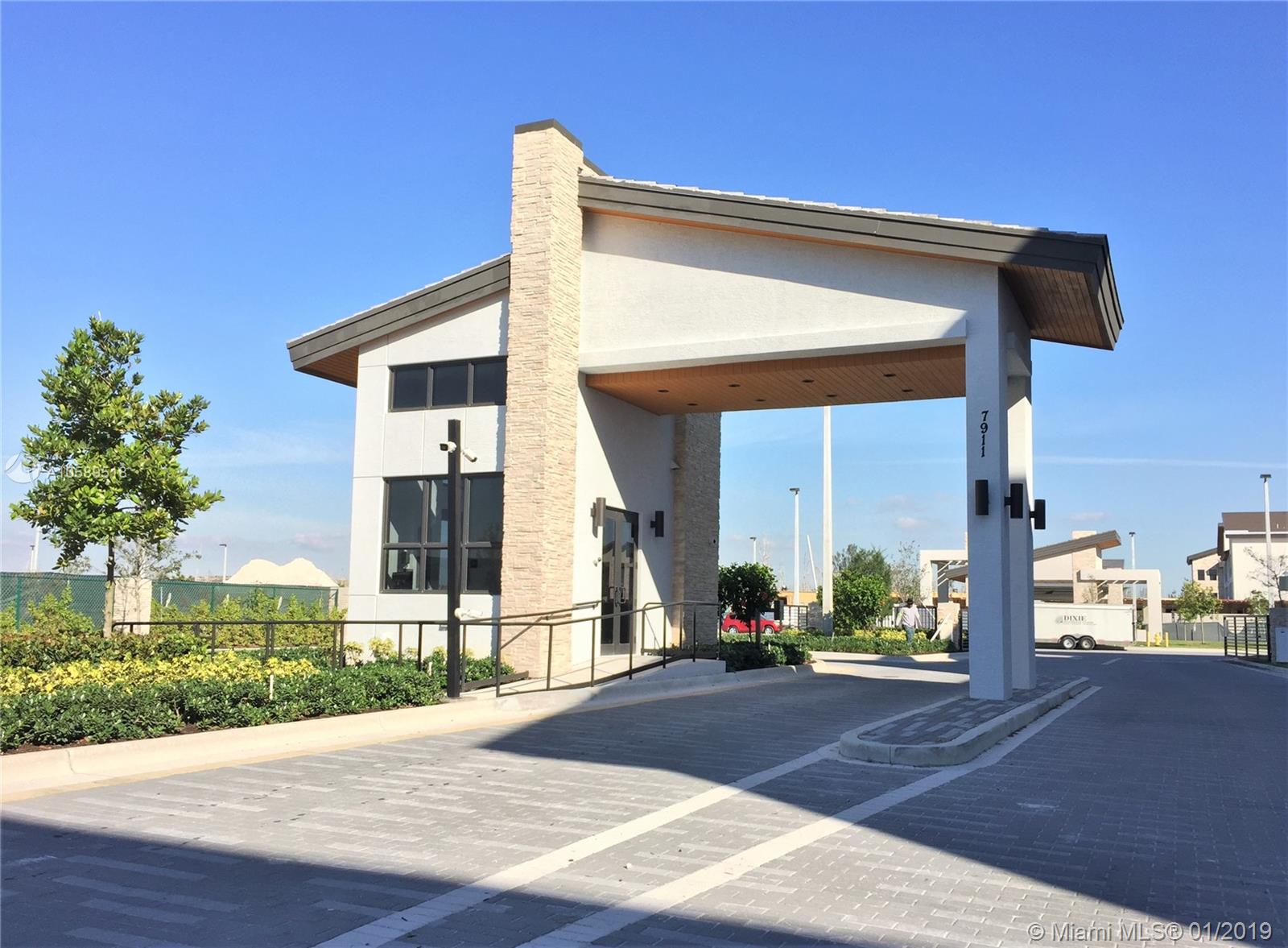 Apex at Park Central - Residential Lease