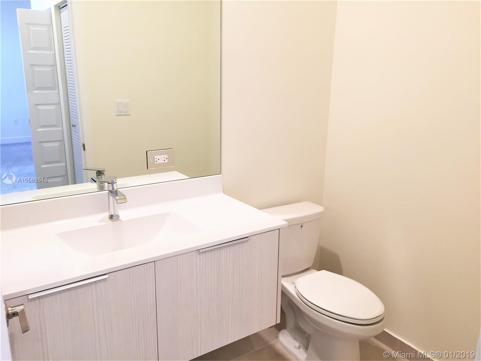 Apex at Park Central - Residential Lease