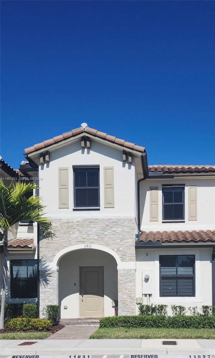 SILVER PALM RESIDENTIAL H - Residential