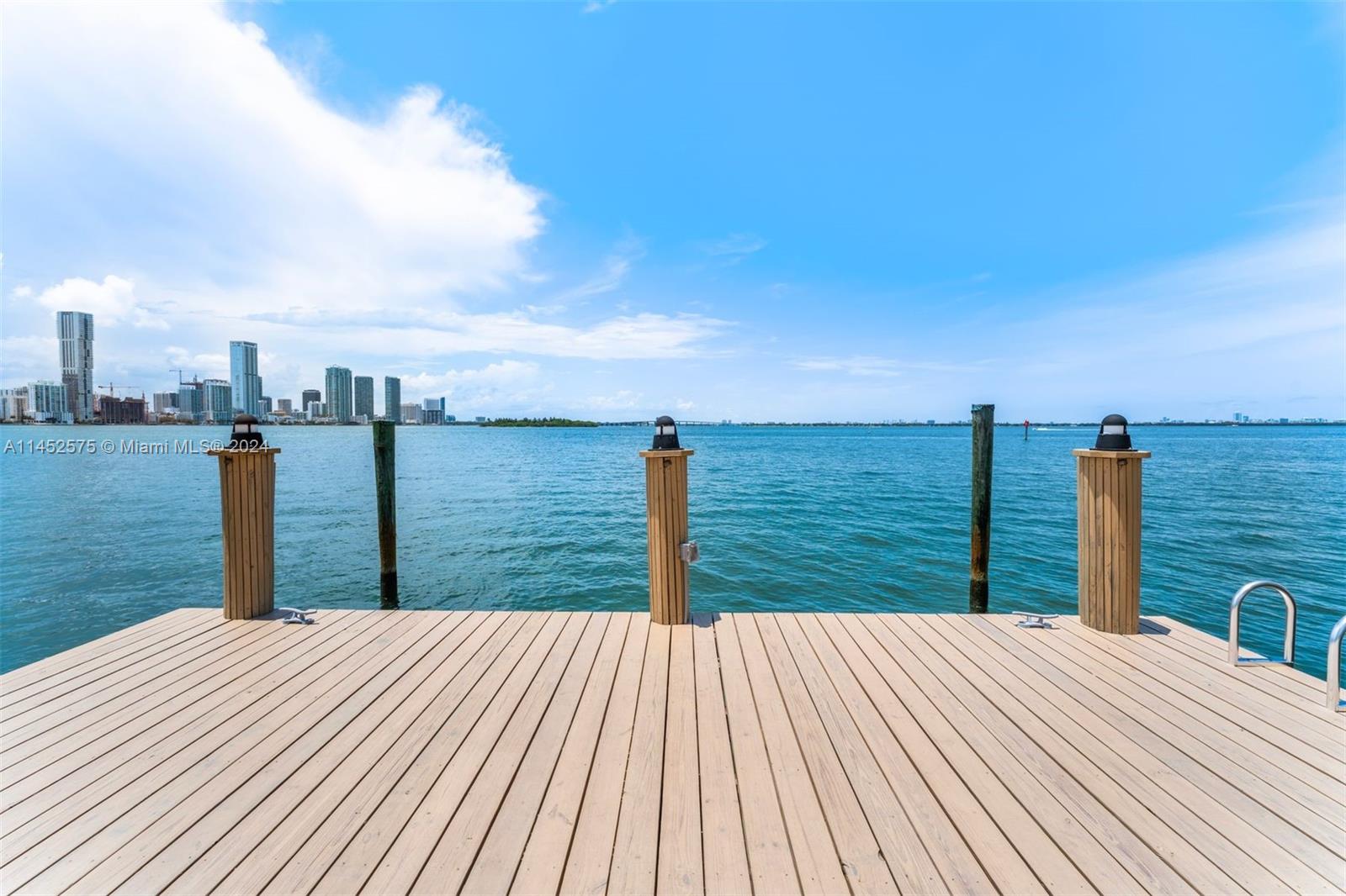 BISCAYNE ISL - Residential