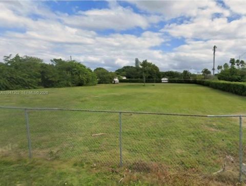 21571 SW 110th Ave Miami FL 33189