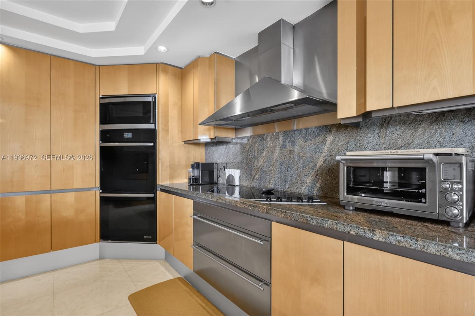 2600 ISL BLVD WILLIAMS IS - Residential