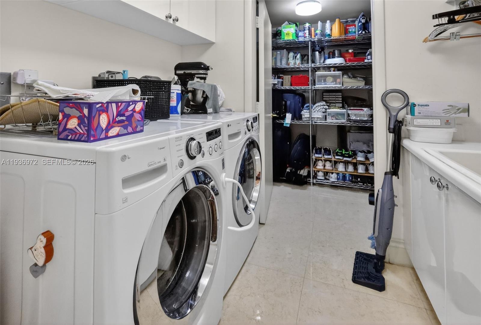 2600 ISL BLVD WILLIAMS IS - Residential