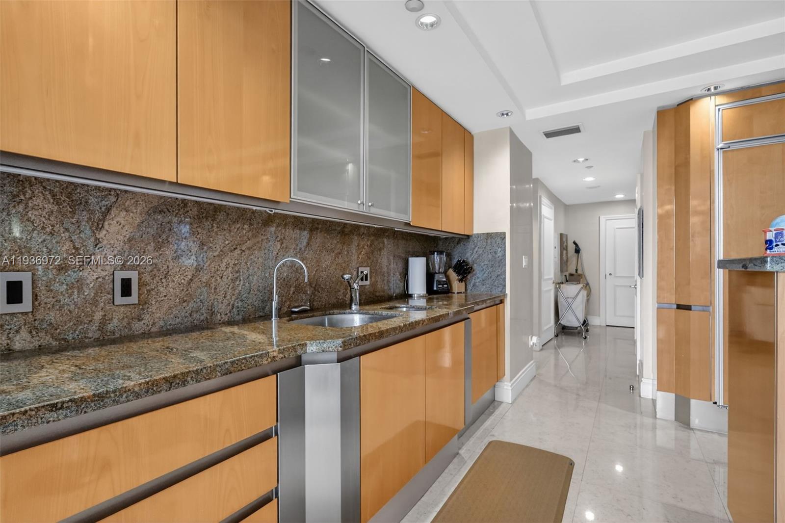 2600 ISL BLVD WILLIAMS IS - Residential