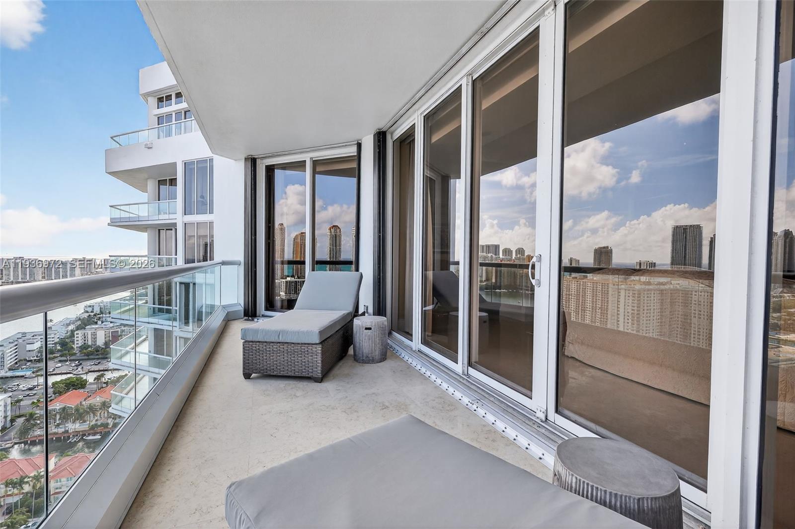 2600 ISL BLVD WILLIAMS IS - Residential