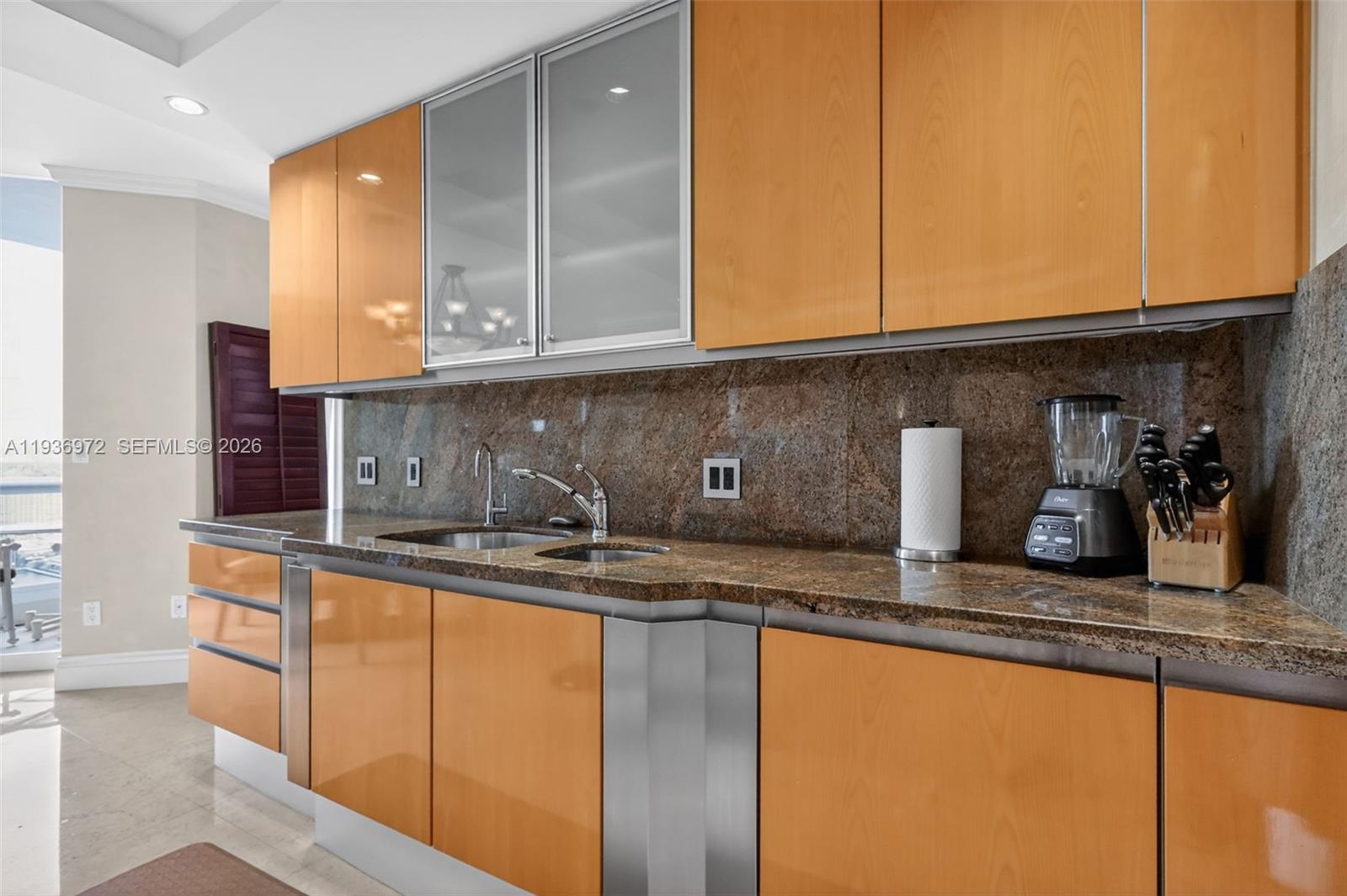 2600 ISL BLVD WILLIAMS IS - Residential