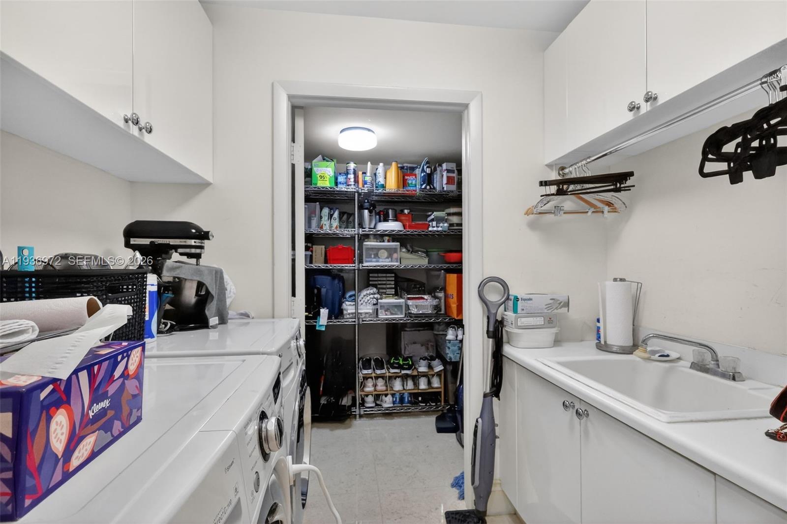 2600 ISL BLVD WILLIAMS IS - Residential