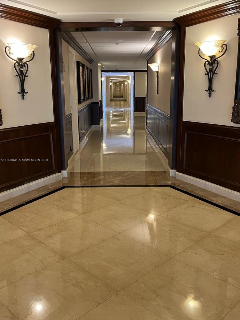 MYSTIC POINTE TOWER 500 C - Residential