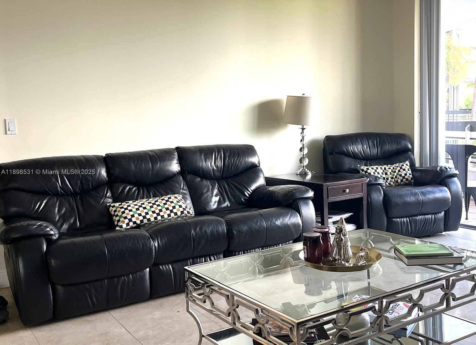 MYSTIC POINTE TOWER 500 C - Residential