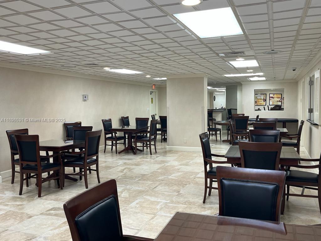 MYSTIC POINTE TOWER 500 C - Residential