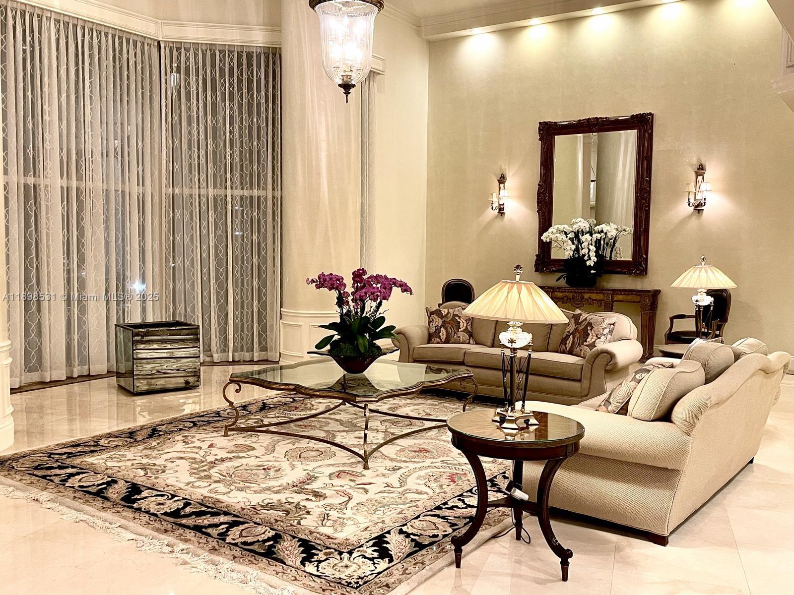 MYSTIC POINTE TOWER 500 C - Residential