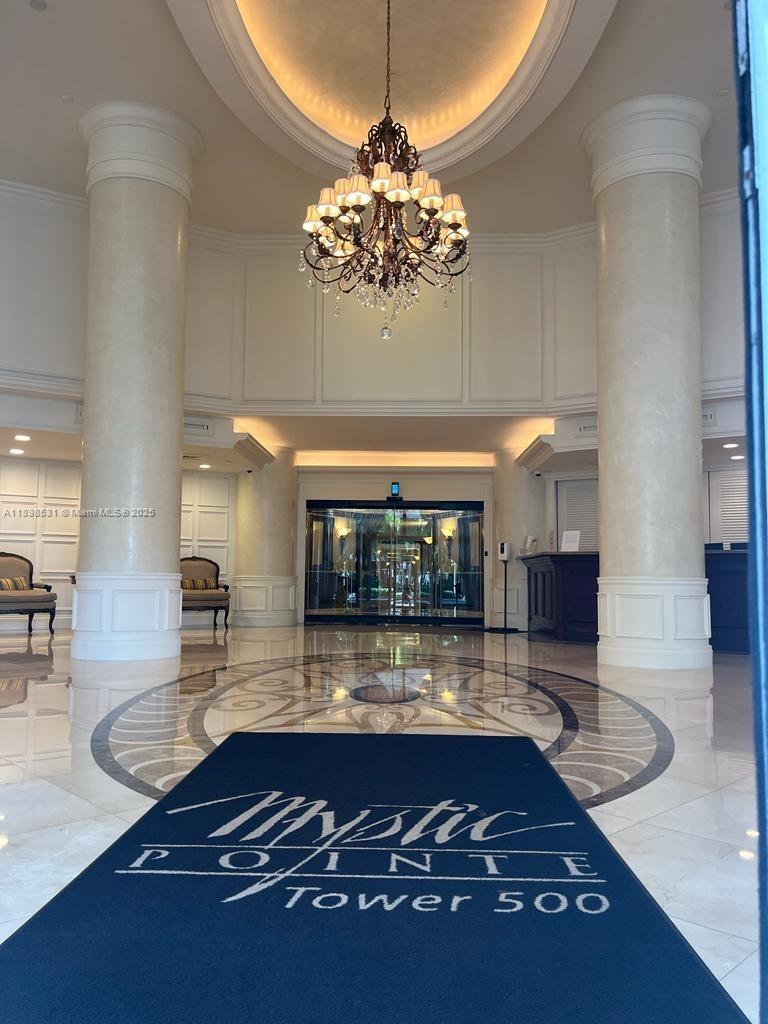 MYSTIC POINTE TOWER 500 C - Residential