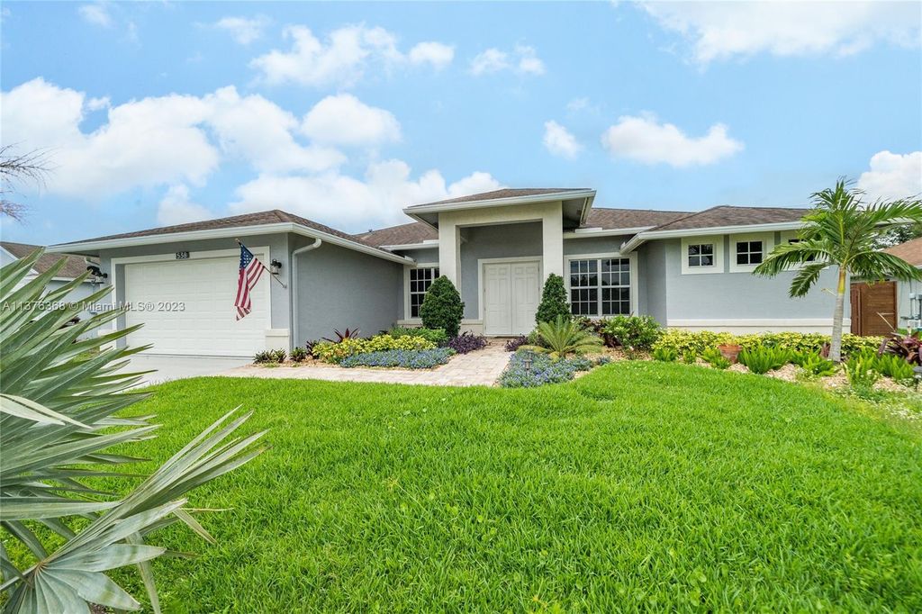 Photo of 538 SW Kabot Ave, Port Saint Lucie, FL 34953 (MLS # A11376368)