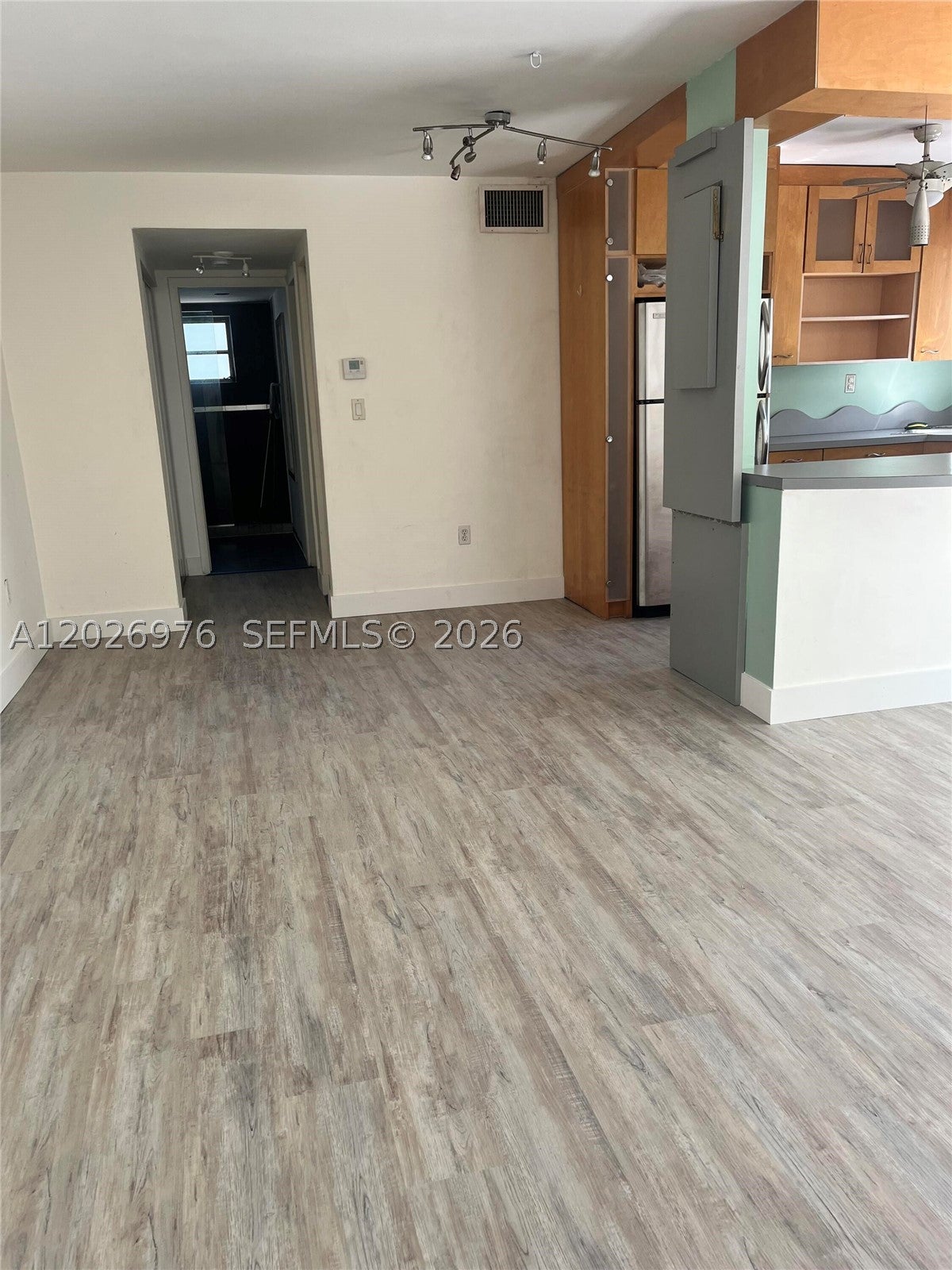 240 Collins Ave 2B, Miami Beach FL 33139