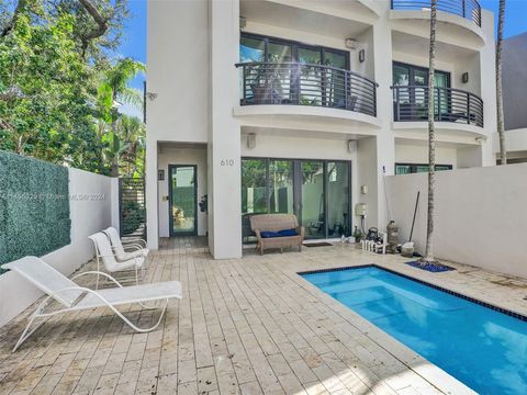Townhouse in Fort Lauderdale FL 610 14th Ave Ave.jpg