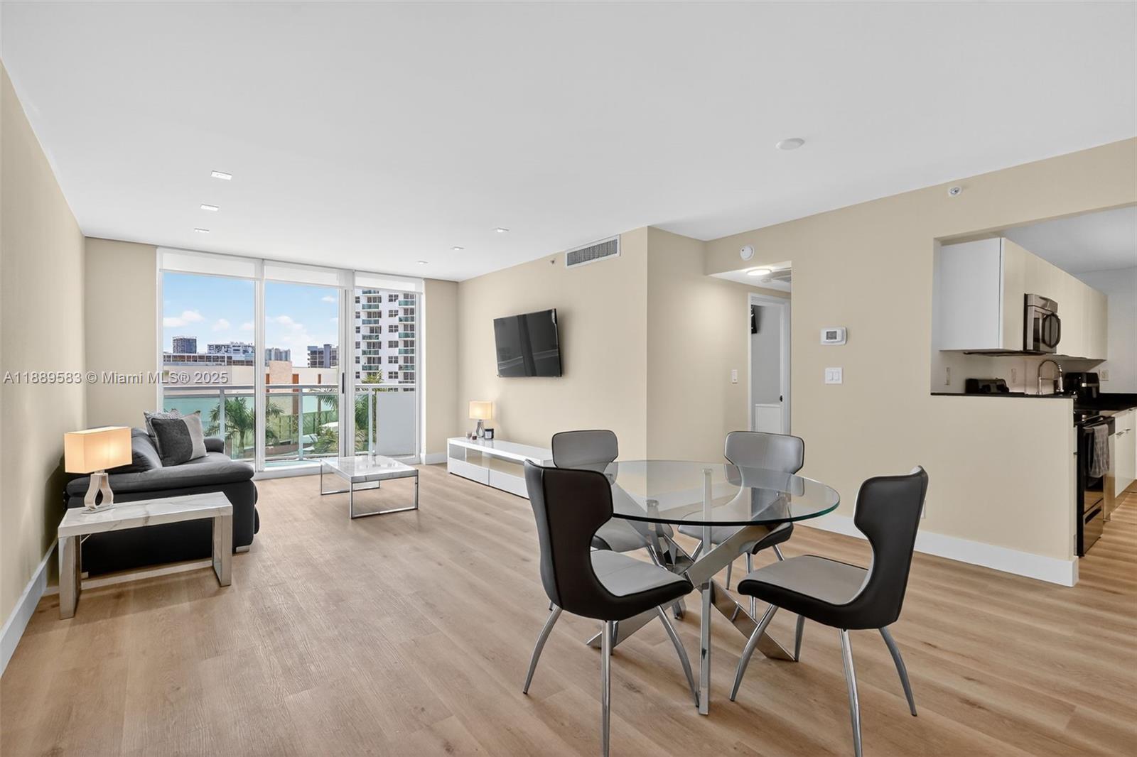 Residences on Hollywood - Residential Lease